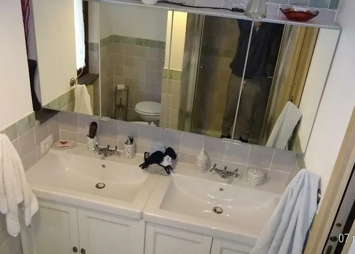 Residenza Montevile Di Spaccini Gabriella