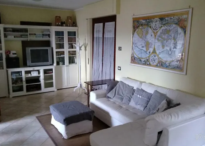 Residenza Montevile Di Spaccini Gabriella * بونتي سان جيوفاني