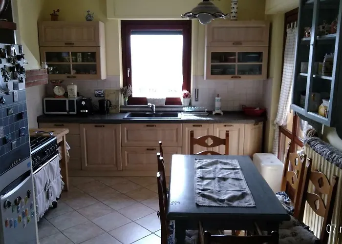 Residenza Montevile Di Spaccini Gabriella * بونتي سان جيوفاني